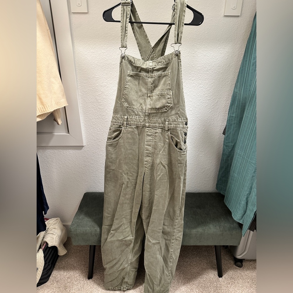 Free people overalls 100% cotton, large